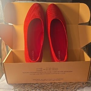 VIVAIA Women's Vibrant Red Flats